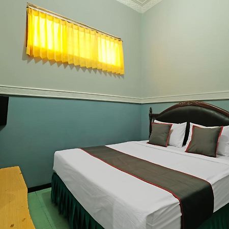 Collection O 91914 Hotel Citra Dewi 2 Int'S Semarang Exteriér fotografie